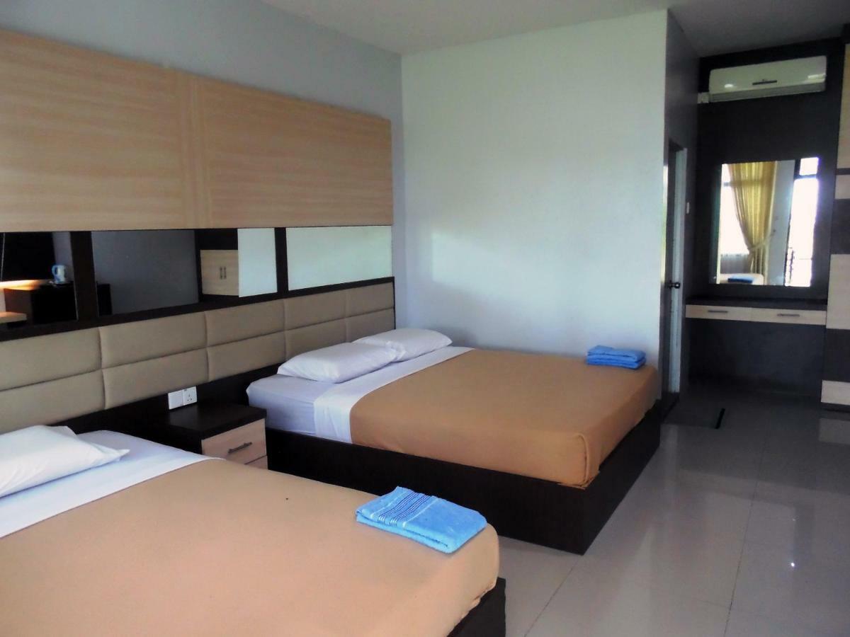 Serumpun Padi Emas Resort Teluk Bakau Luaran gambar